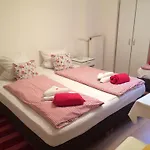 Отель Cityhotel Junger Fuchs *