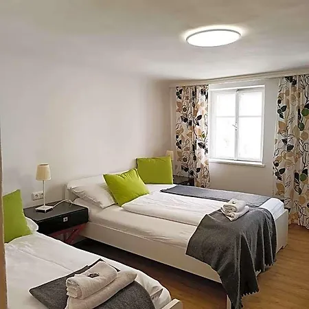 מלון Cityhotel Junger Fuchs
