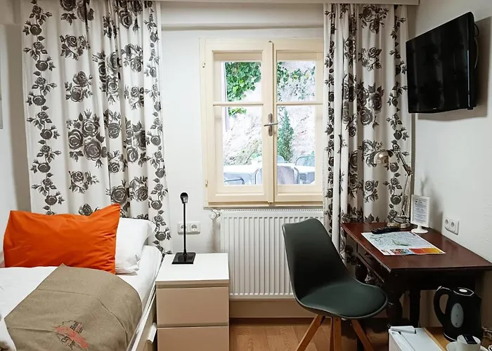 سيتيهوتيل يونغر فوكس فندق *